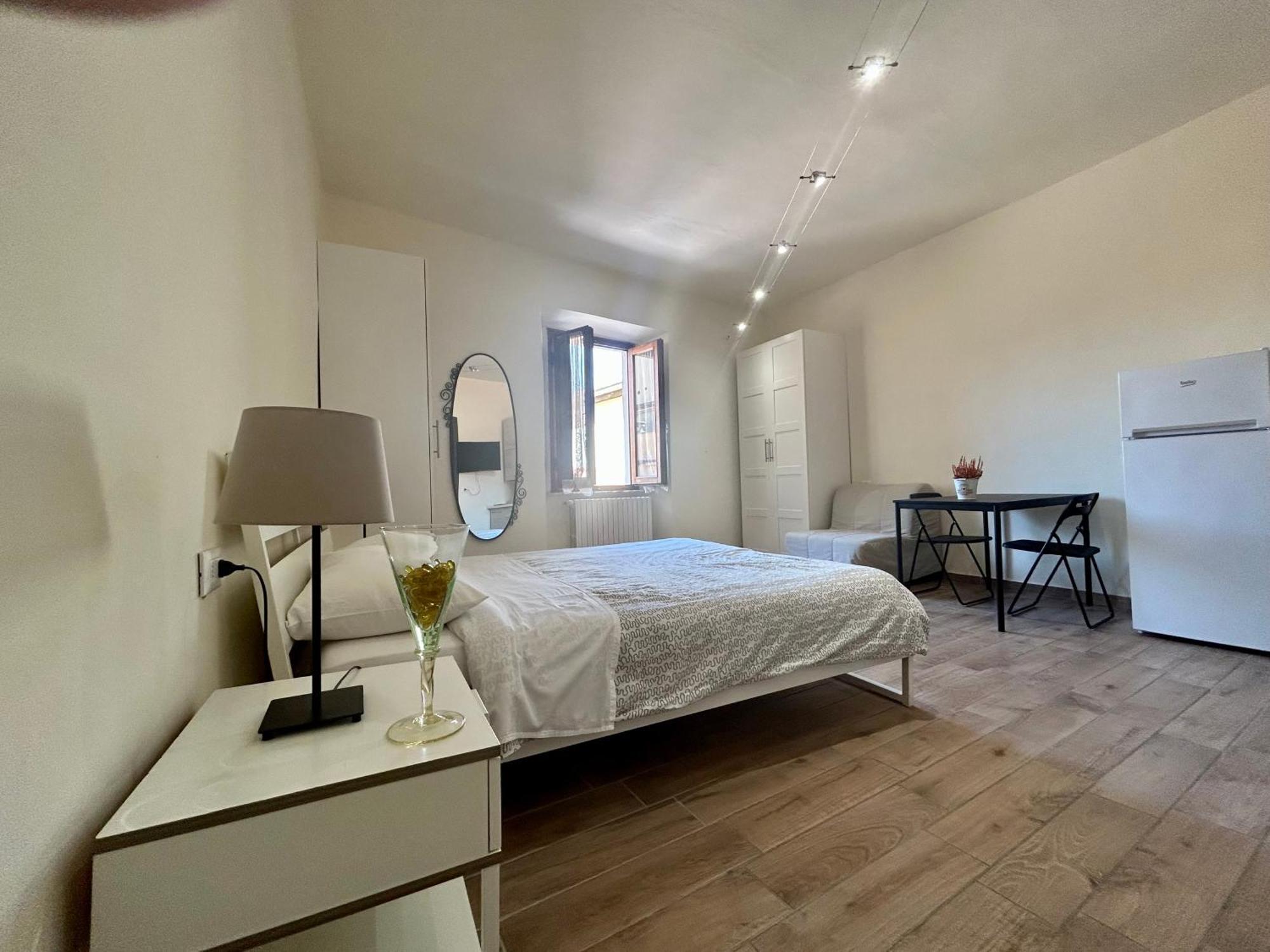 Apartment Nel Centro Della Citta ปิสโตยา ภายนอก รูปภาพ