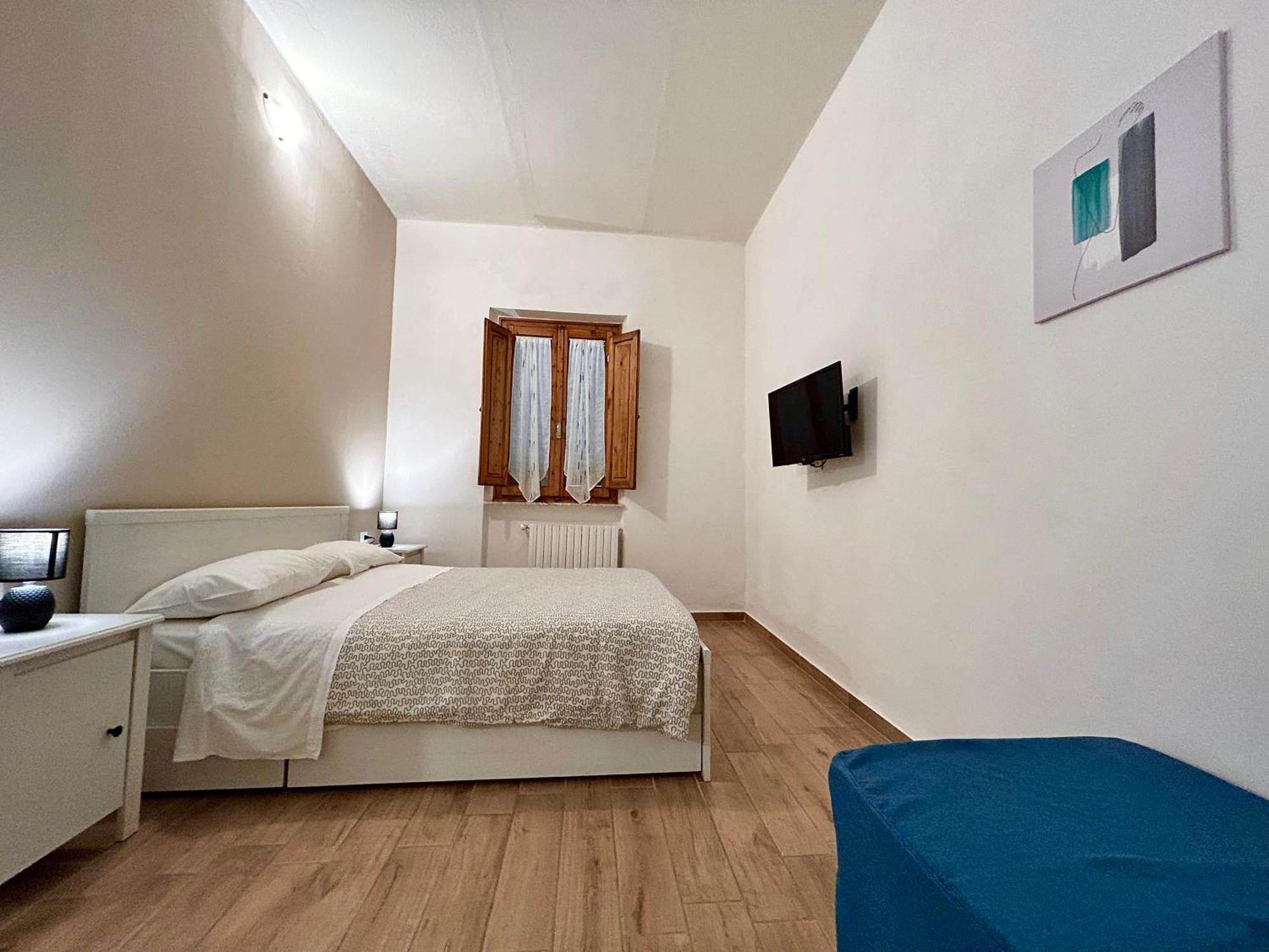 Apartment Nel Centro Della Citta ปิสโตยา ภายนอก รูปภาพ