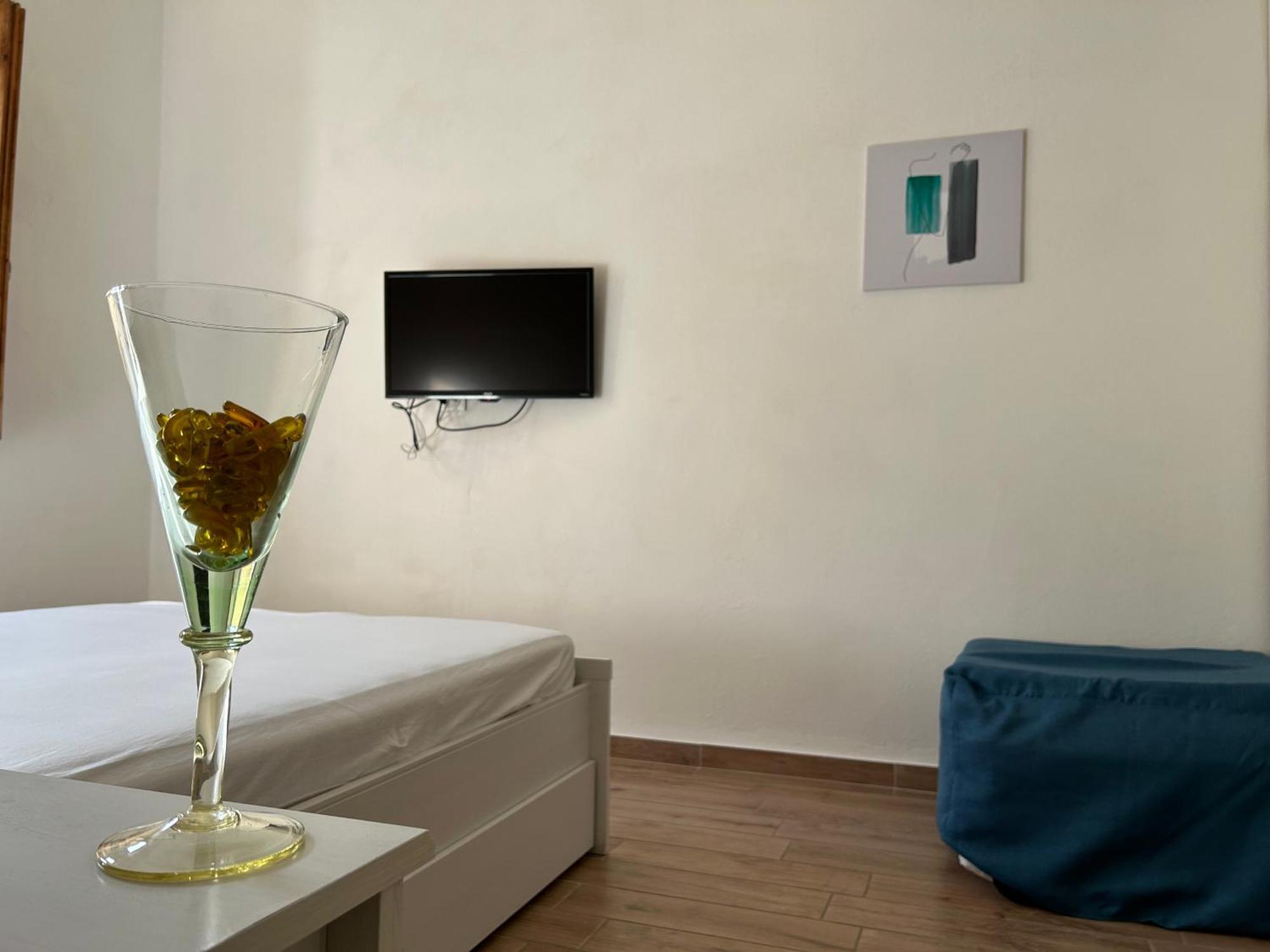 Apartment Nel Centro Della Citta ปิสโตยา ภายนอก รูปภาพ